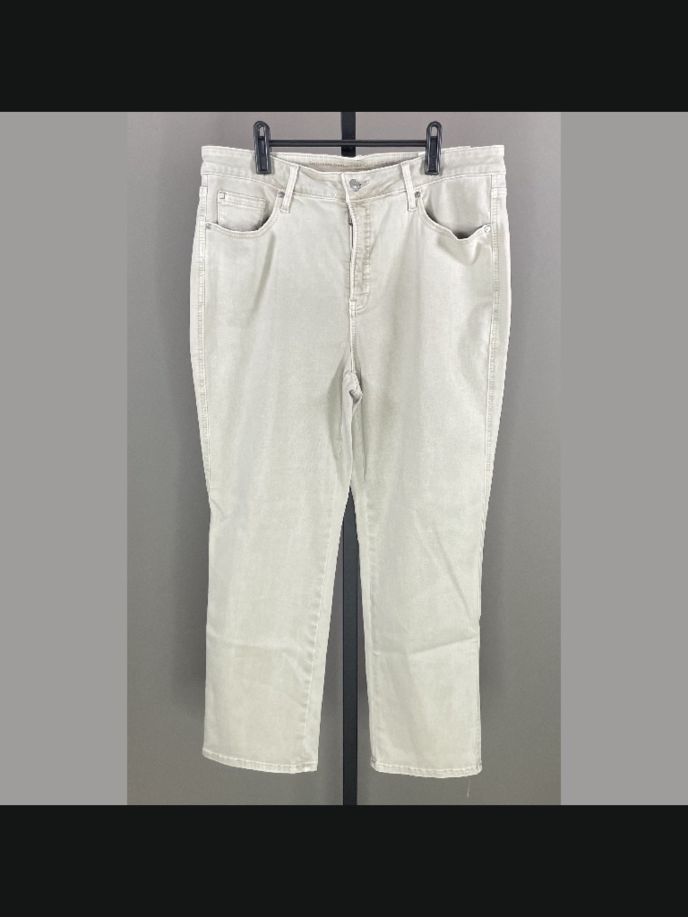 NEW Chicos Jeans Womens 14 tan denim straight leg casual ankle